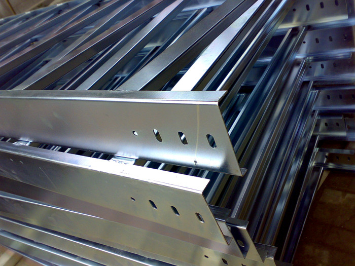 热镀锌电缆桥架