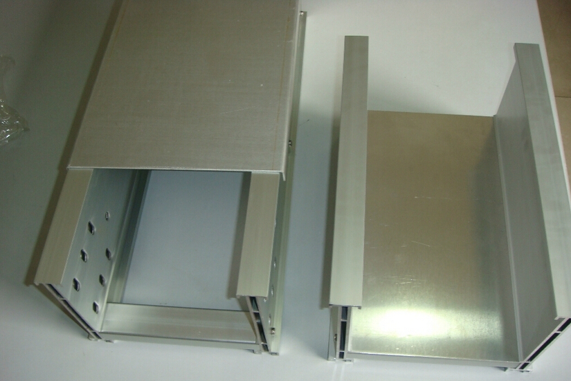 铝合金电缆桥架