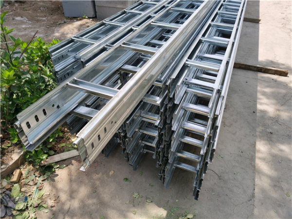 梯式电缆桥架